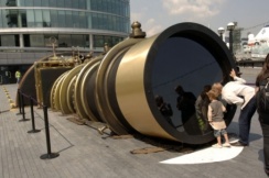 EL Telectroscope Telescope-connecting-london-and-new-york-011
